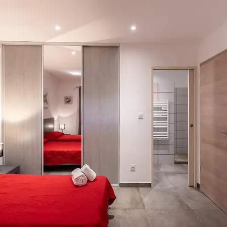 Les Arcades De Cala Rossa