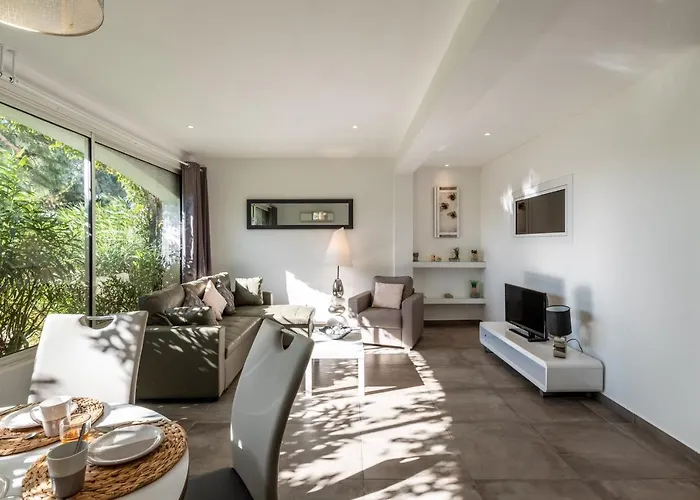 Les Arcades De Cala Rossa * Lecci