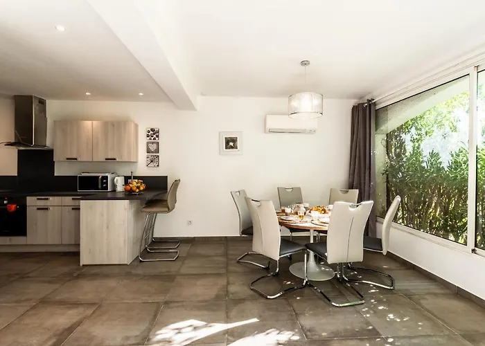 Les Arcades De Cala Rossa * Lecci